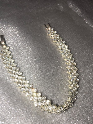 Pulseira prata com strass