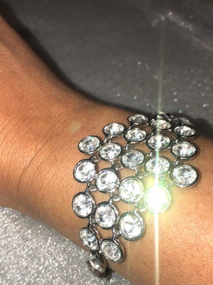 Pulseira prata com strass