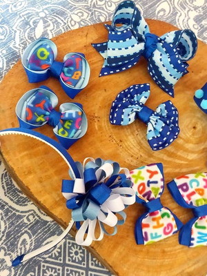 Kit laço escolar azul e branco