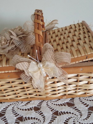Mini cesta pic nic decorada