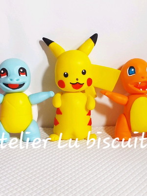 Apliques de biscuit pokémon para topo de bolo