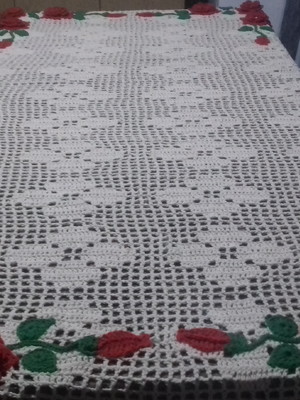 Toalha de mesa retangular em crochê 6 lugares