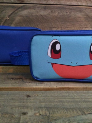 Estojo retangular (lona) pokemon: squirtle