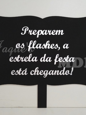 Placa com cabo e aplique personalizada