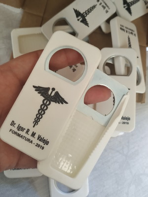 Abridor de garrafas personalizado