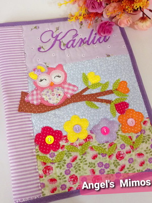 Capa de caderno coruja lilas