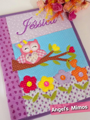 Capa de caderno coruja lilas