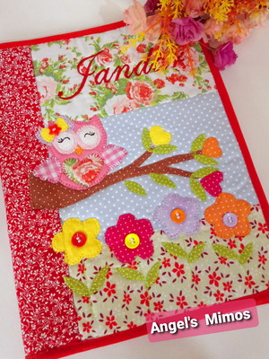 Capa de caderno coruja vermelho