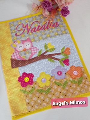 Capa de caderno coruja amarelo