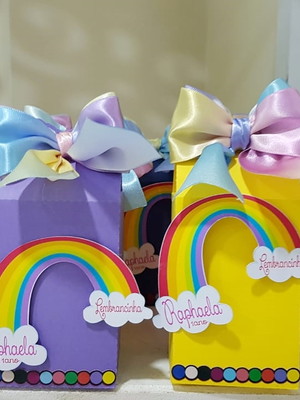 Kit personalizados arco-íris - 40 itens