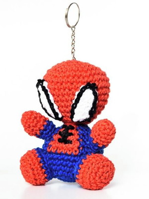 Homem aranha em amigurumi