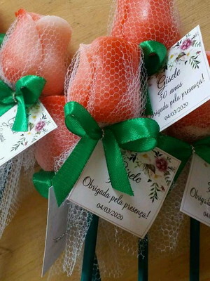 Rosas de sabonete para o dia internacional da mulher