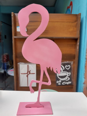 Display de mesa em mdf flamingo rosa