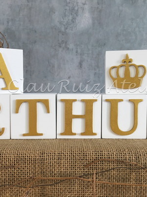 Cubos decorativos 6x6cm + coroa