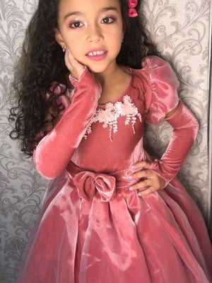 Vestido infantil princesa medieval rose tule daminha casamen