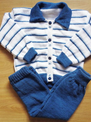 Conjunto casaco e calça listradinho