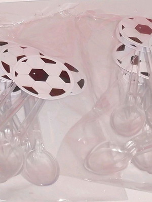 Colherzinha com bolo de futebol