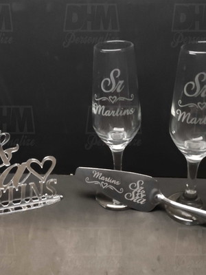 Kit par de taças espátula e topo de bolo casamento sr sra