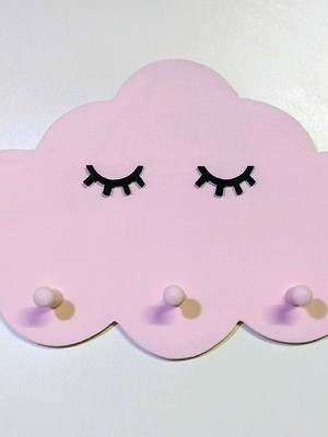 Nuvem com cabideiro para decorar quarto de bebe menina