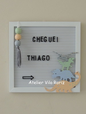 Quadro porta maternidade letter board grupo dinossauros p!!