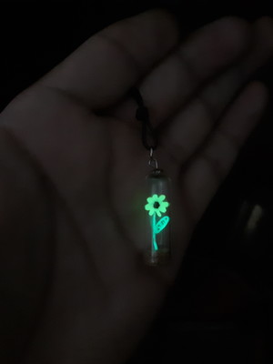 Colar mini girassol florescente,nome no grão de arroz neon