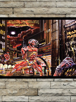Quadro decorativo banda iron maiden com moldura r403