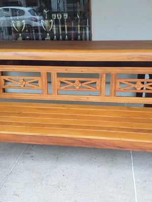 Banco de 3 lugares em peroba rosa