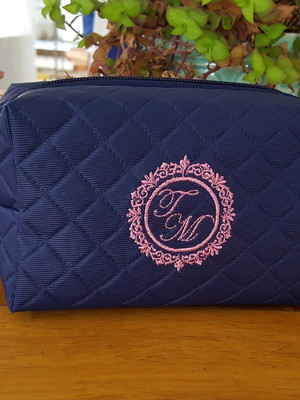 Necessaire bordada madrinhas e padrinhos casamento
