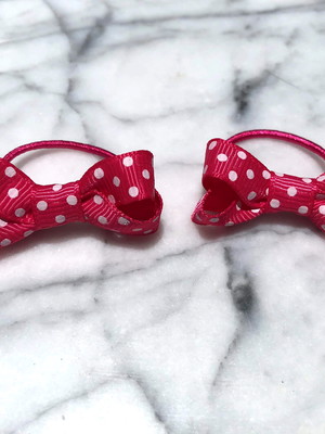 Duplinha de elástico de laços rosa choque com bolinhas