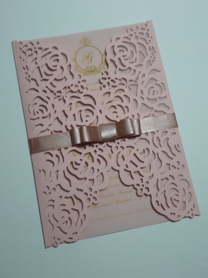Envelope rendado floral rosas