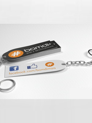 Chaveiro personalizado em pvc
