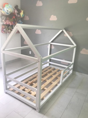 Cama casinha branca (solteiro)