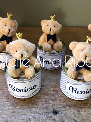 Latinha personalizada com urso