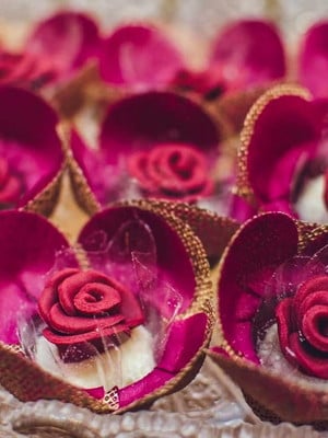 Forminhas doces finos tulipa tecido e tela escócia