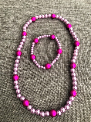 Conjunto colar e pulseira rosa e lilás