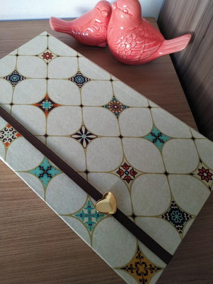 Caixa com caderno artesanal e bloco
