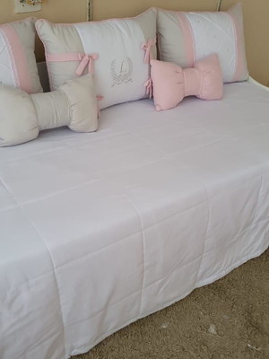 Conjunto colcha vapt vupt + 03 capas de travesseiro