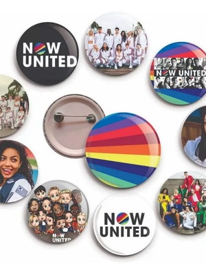 10 botons 4,5cm now united - broches - button