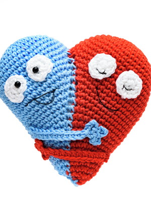 Abraço do coração em amigurumi