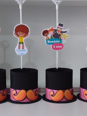 Kit com 10 centro / enfeite de mesa mundo bita - mod 1