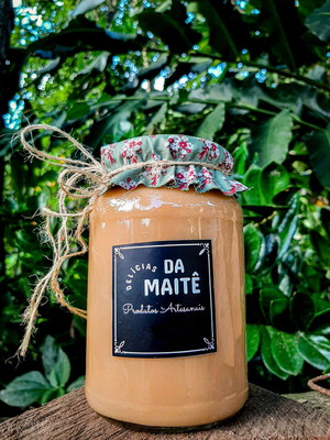 Doce de leite com amendoim artesanal mineiro