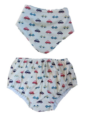 Tapa fralda / cuequinha + babador bandana carrinhos