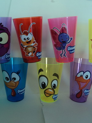 Copo acrilico da galinha pintadinha
