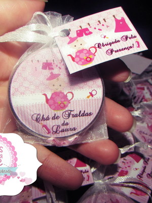 Latinha personalizada cha de fraldas ou cha de bebe