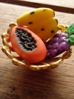 Cesta de frutas- miniatura