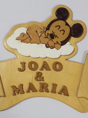 Placa decorativa com nome