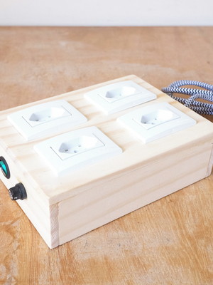 Tomada extensão régua de madeira 110/220v interruptor: 4t