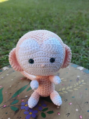 Amigurumi macaco