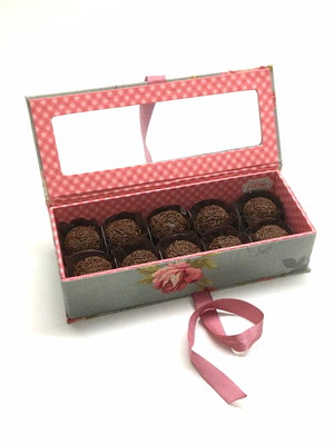 Caixa para 10 brigadeiros gourmet