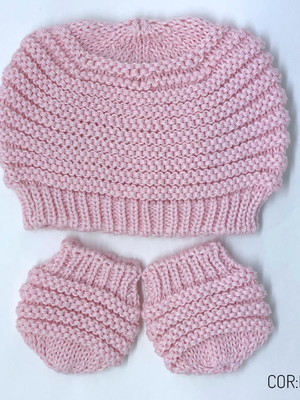 Kit gorro e luvas em tricô rosa